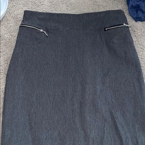 Gray pencil skirt